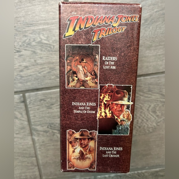 Indiana Jones trilogy VHS boxed set trilogy collector’s edition raiders lost ark - Picture 4 of 13